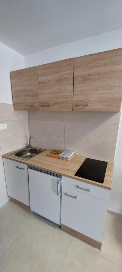 Apartmaji Jurcan Изола Екстериор снимка